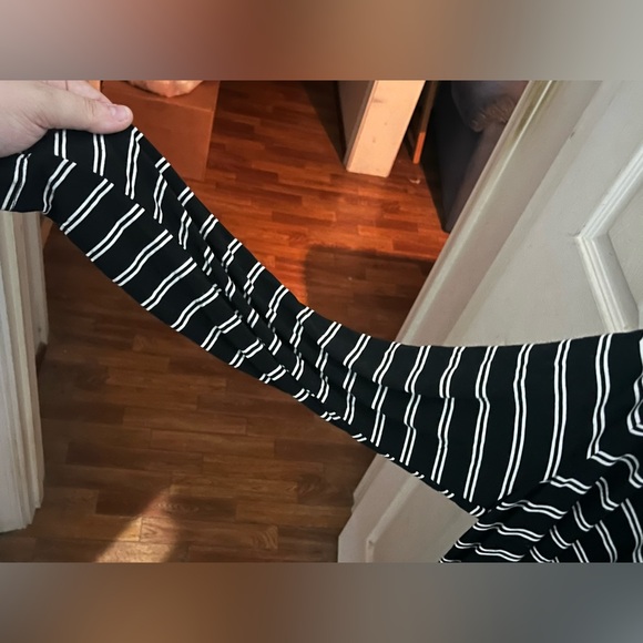Old Navy Black and White Striped Long Sleeve Dress - Picture 2 of 4